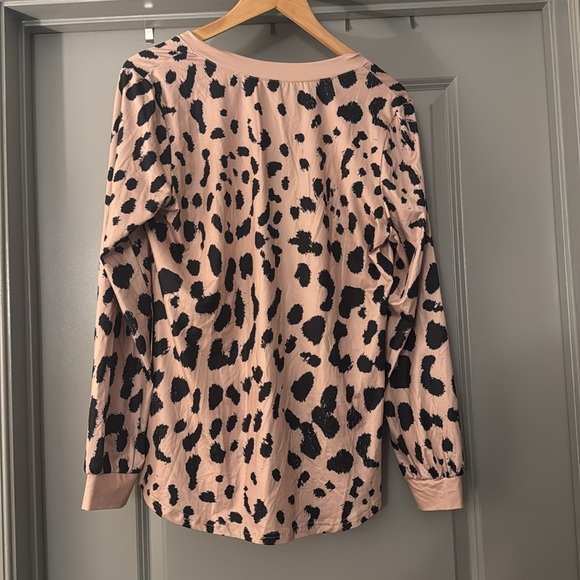 LAISHEN Lepord print top size large - Picture 3 of 3